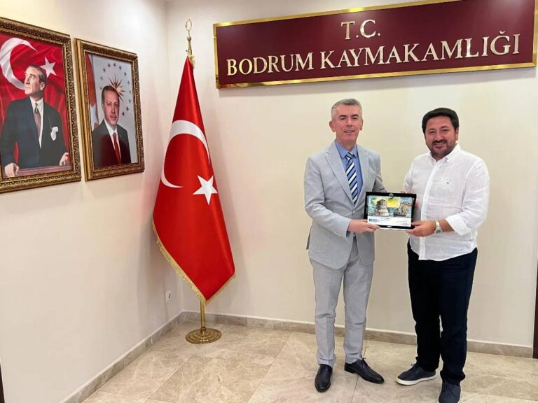 Bodrum Kaymakamı Sayın Ali Sırmalı’yı makamında ziyaret ettik